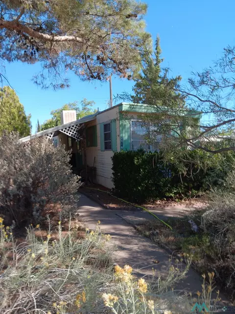 2919 S 9th St, Deming, NM 88030