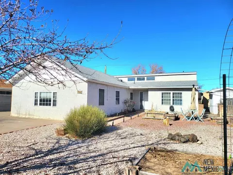 3707 Zia Dr, Gallup, NM 87301