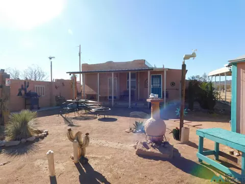 27595 Blazing Trl SE, Deming, NM 88030
