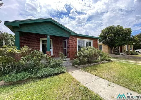 609 E Green Acres Dr, Hobbs, NM 88240