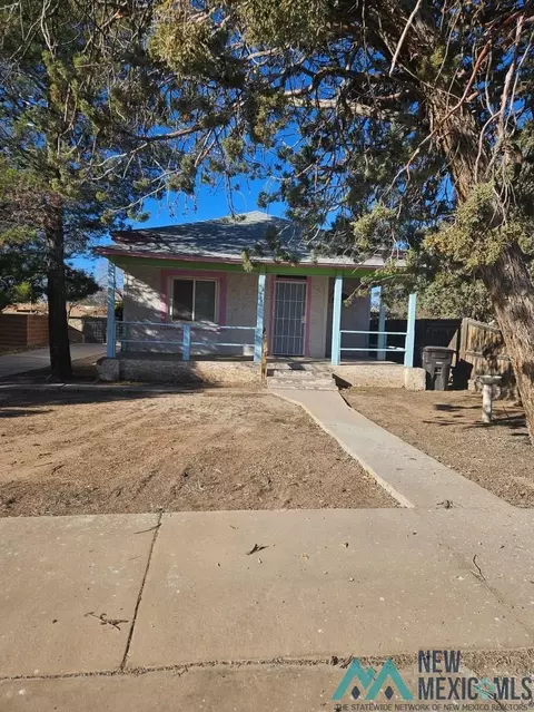 208 S Nickel, Deming, NM 88030