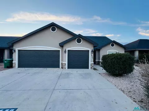 1907 N Orchid Dr, Hobbs, NM 88240