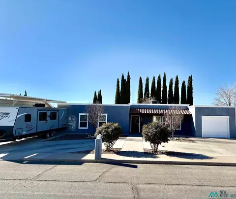 2006 S Kipling St, Deming, NM 88030