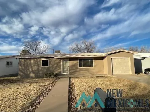 1506 W James Ave, Artesia, NM 88210