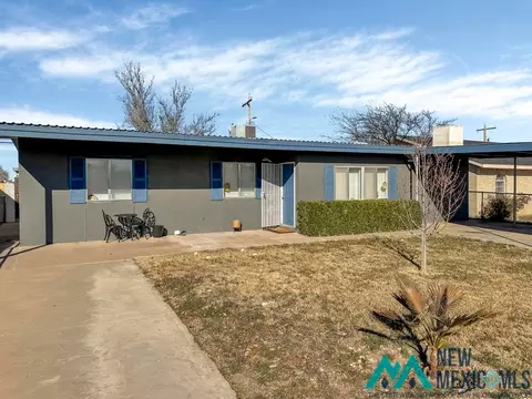 1408 W Princess Jeanne Dr, Hobbs, NM 88240