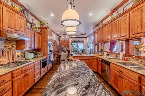 3900 Springwood Dr, Clovis, NM 88101 photo 11