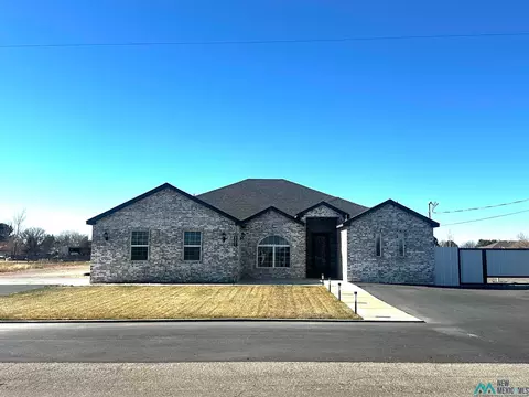 8201 N Tomlinson St, Hobbs, NM 88240