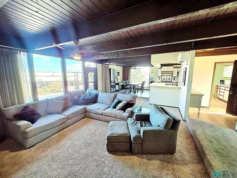 1012 Yei Ave, Gallup, NM 87301