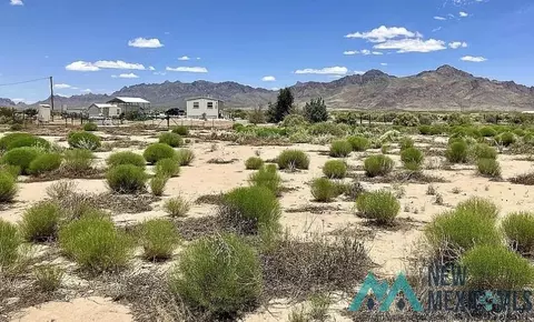 3065 SW Country, Deming, NM 88030