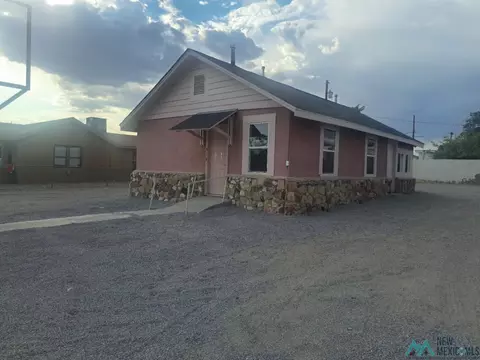 310 E 3rd St, Truth Or Consequences, NM 87901 photo 2