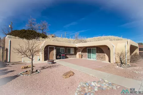 1708 Linda Dr, Gallup, NM 87301