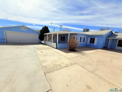 416 S Iron St, Deming, NM 88030