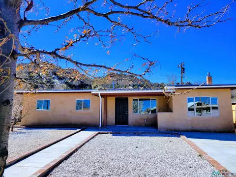 3406 Ciniza Dr, Gallup, NM 87301