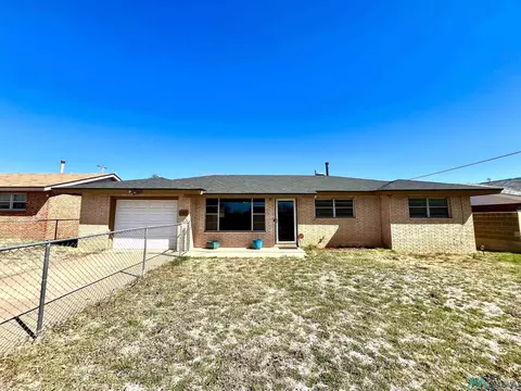 2025 Hull St, Clovis, NM 88101 photo 1