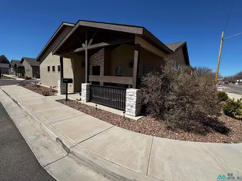 702 E Santa Fe, Artesia, NM 88210