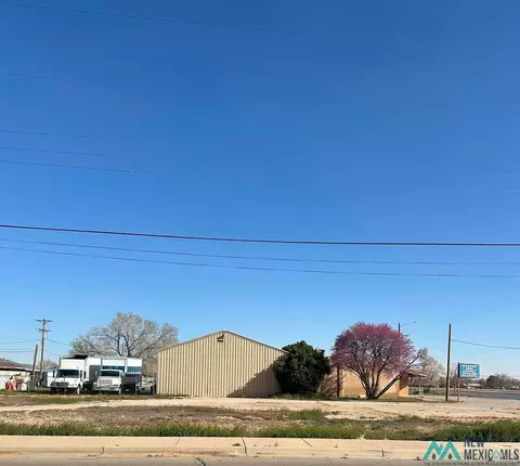 2698 S Main St, Roswell, NM 88203