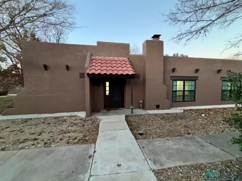 317 Sherrill Ln #14, Roswell, NM 88201