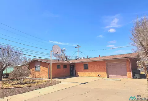 3303 Ciniza Dr, Gallup, NM 87301