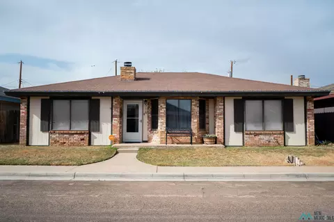 518 E Kiva Dr, Hobbs, NM 88240