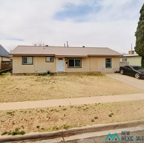 1113 N Breckon Dr, Hobbs, NM 88240