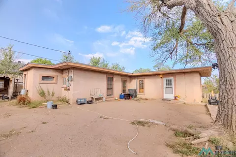 814 E 4th St, Clovis, NM 88101 photo 1