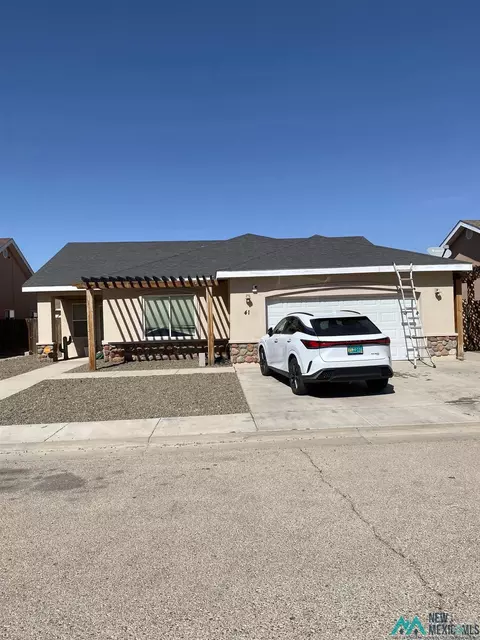 41 Acoma Ct, Hobbs, NM 88240