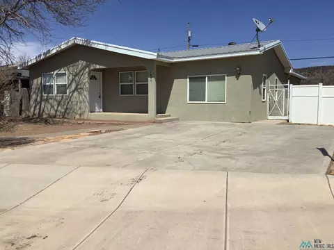 1400 Pinon Dr, Milan, NM 87301
