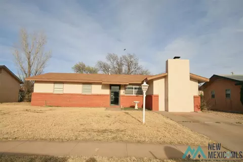 620 Circle Dr, Clovis, NM 88101