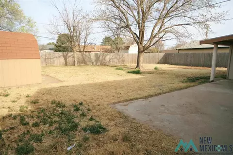 Exterior - 620 Circle Dr, Clovis, NM 88101 photo 3 of 4