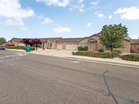 2000 E Arbors Ave, Hobbs, NM 88240