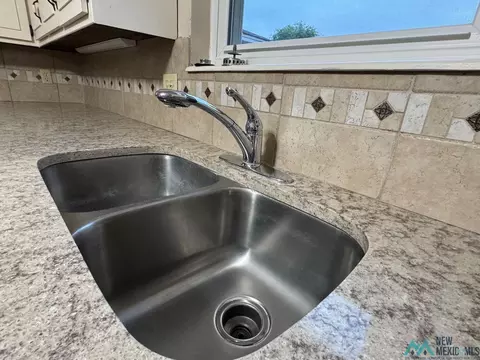 1809 Jonquil Park Dr, Clovis, NM 88101 photo 10