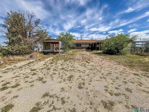 2423 Bensing, Hobbs, NM 88240