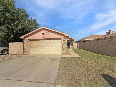 2602 N Selman St, Hobbs, NM 88240