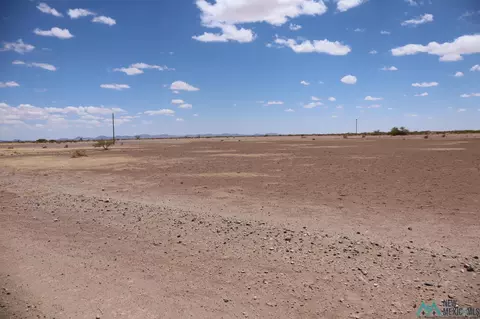 Mallow Rd Se, Deming, NM 88030