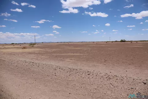 Mallow Rd Se, Deming, NM 88030