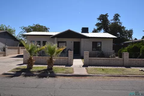 919 Blue Bonnet Dr, Deming, NM 88030