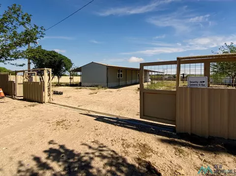 7204 S Nm Highway 8, Monument, NM 88265
