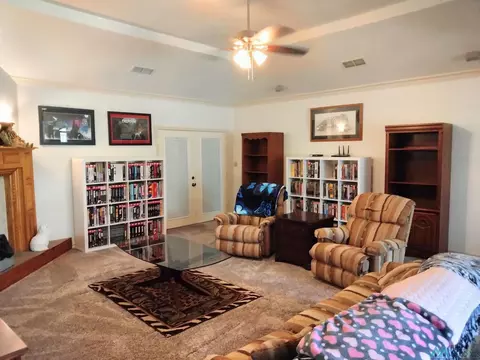 2412 Howard Cowper Dr, Clovis, NM 88101 photo 17