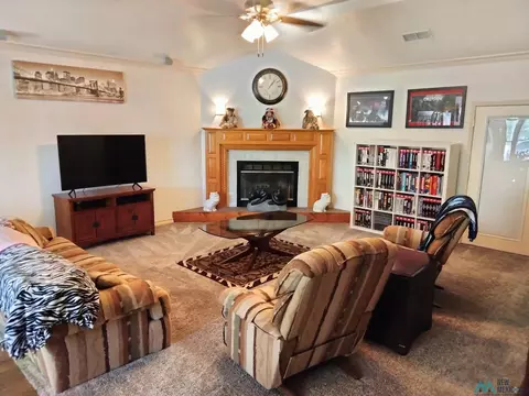 2412 Howard Cowper Dr, Clovis, NM 88101 photo 18