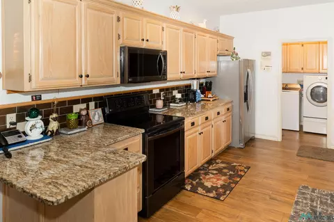 2412 Howard Cowper Dr, Clovis, NM 88101 photo 12
