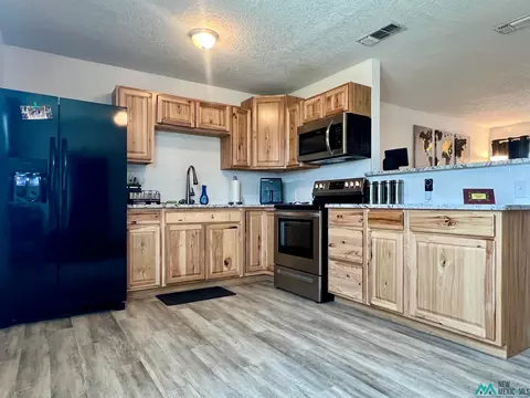 2901 Horn, Clovis, NM 88101 photo 7