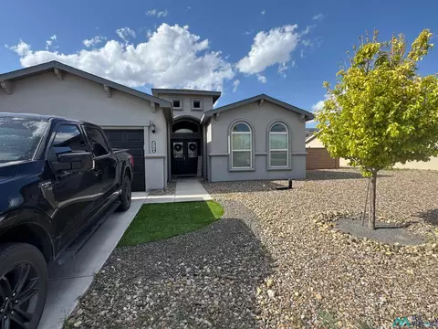 4800 W Longtail, Hobbs, NM 88240