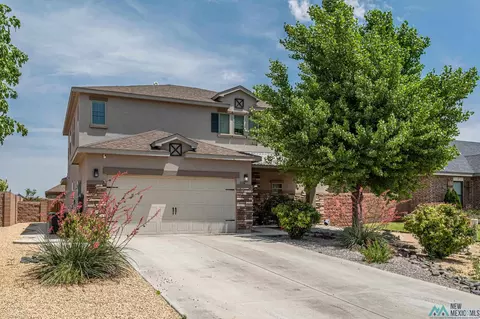2114 E Parkwood Ave, Hobbs, NM 88240