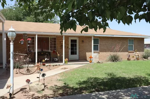 1102 S Saddler St, Deming, NM 88030