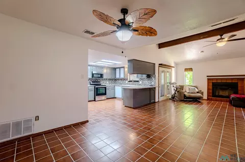 3765 Glenfield Dr, Clovis, NM 88101 photo 6