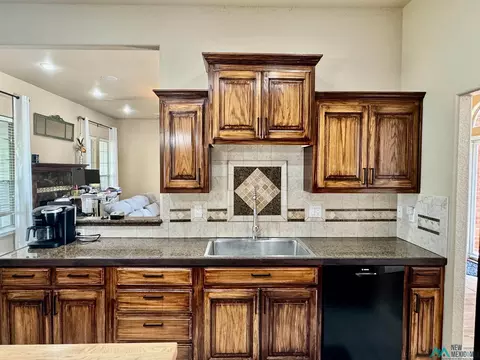 104 Falcon, Clovis, NM 88101 photo 7