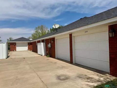 104 Falcon, Clovis, NM 88101 photo 50