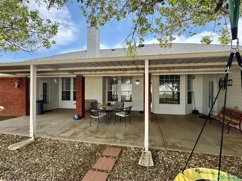 104 Falcon, Clovis, NM 88101 photo 46