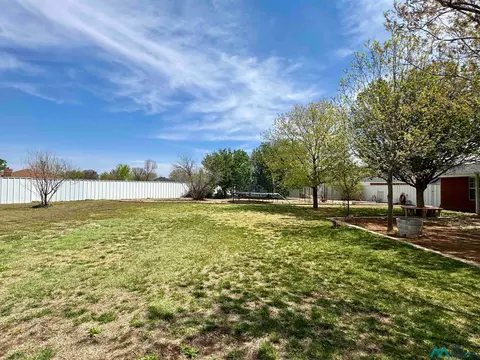 104 Falcon, Clovis, NM 88101 photo 40