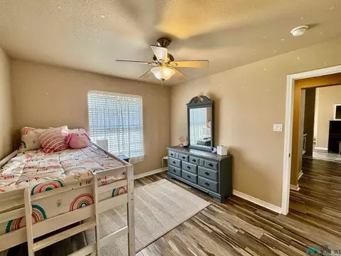 104 Falcon, Clovis, NM 88101 photo 23